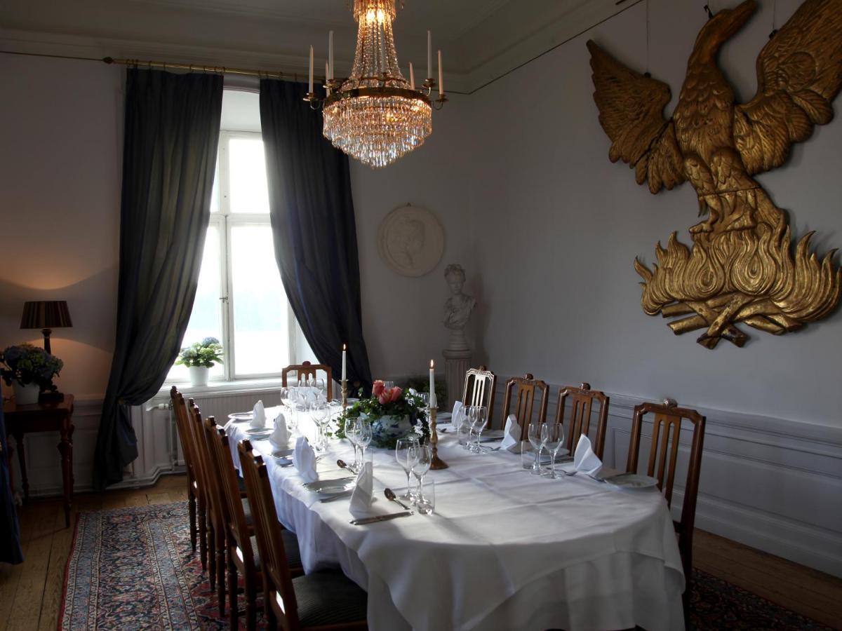 Soedertuna Slott Gnesta ภายนอก รูปภาพ