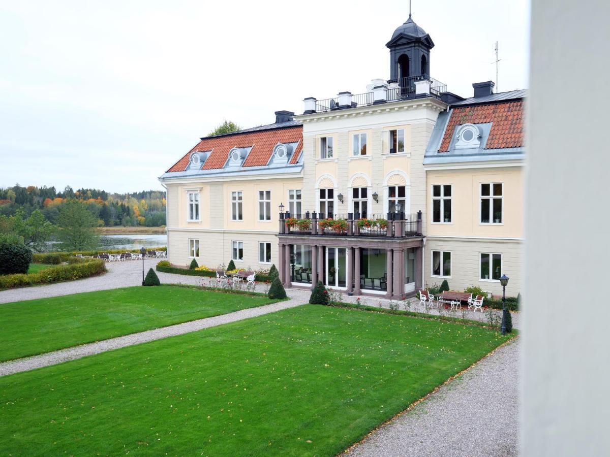 Soedertuna Slott Gnesta ภายนอก รูปภาพ