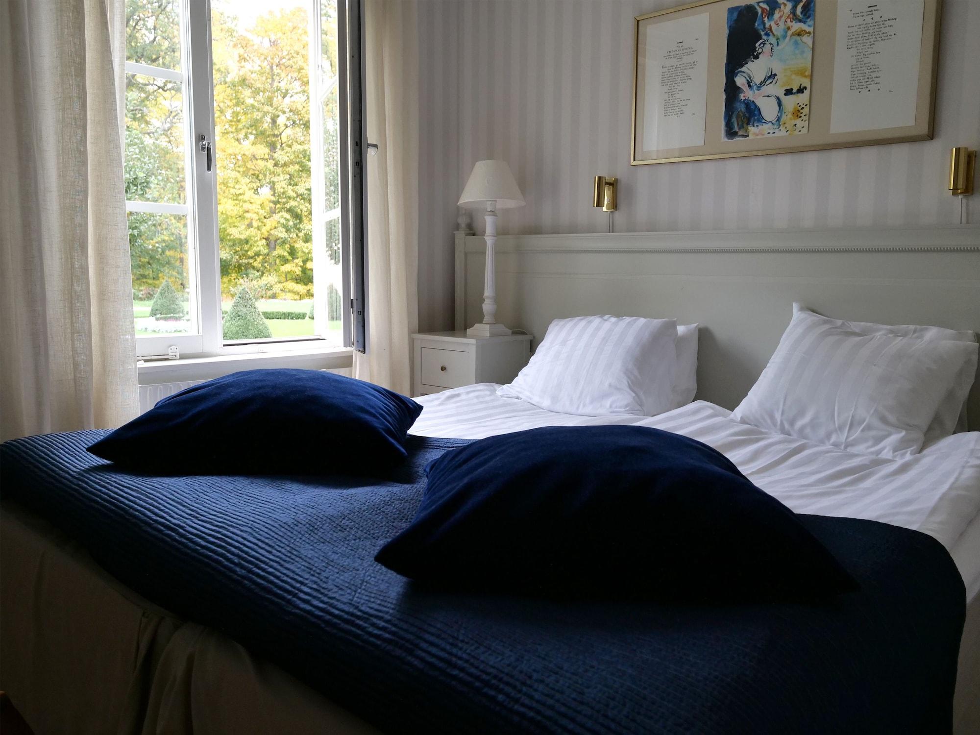 Soedertuna Slott Gnesta ภายนอก รูปภาพ