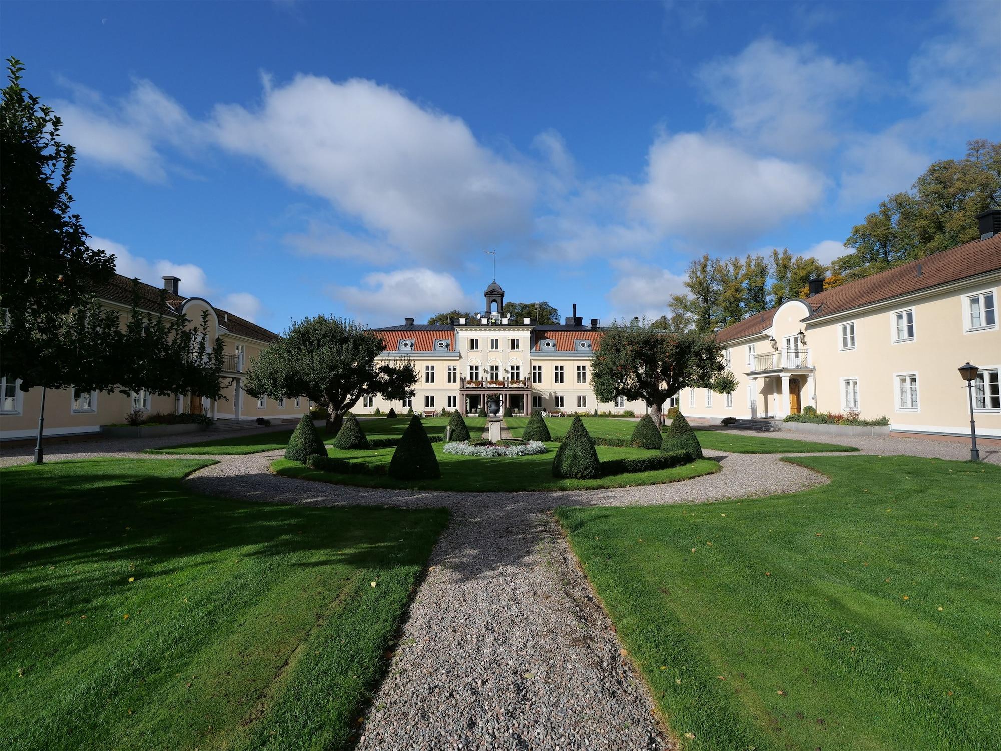 Soedertuna Slott Gnesta ภายนอก รูปภาพ