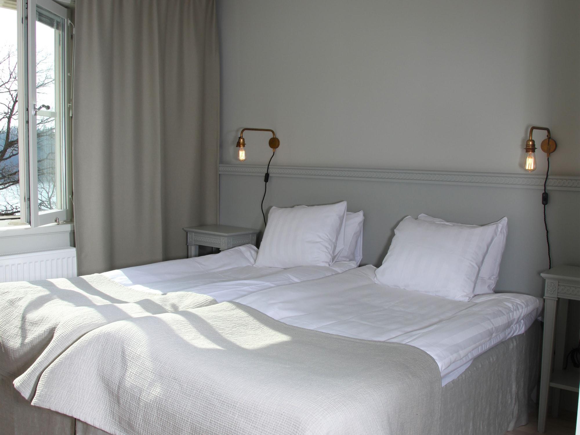 Soedertuna Slott Gnesta ภายนอก รูปภาพ